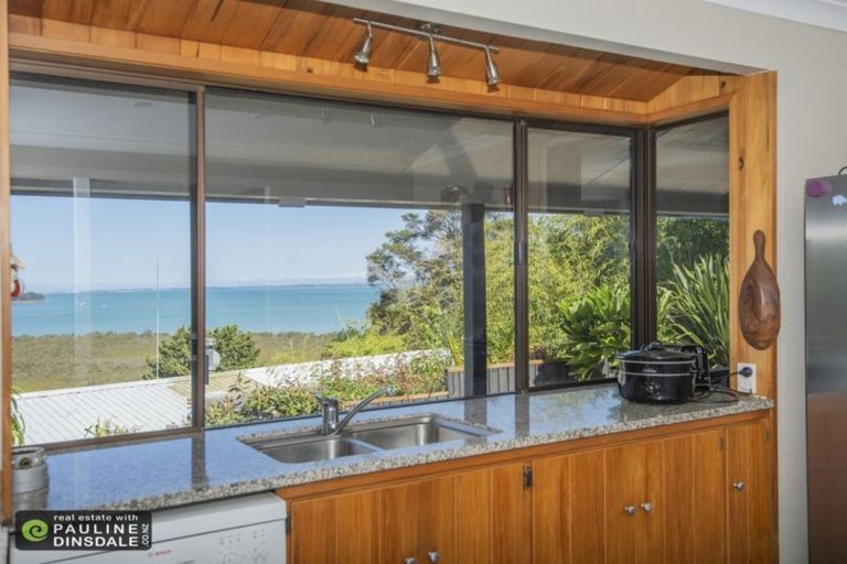 Photo of property in 39 Commins Road, Onerahi, Whangarei, 0110