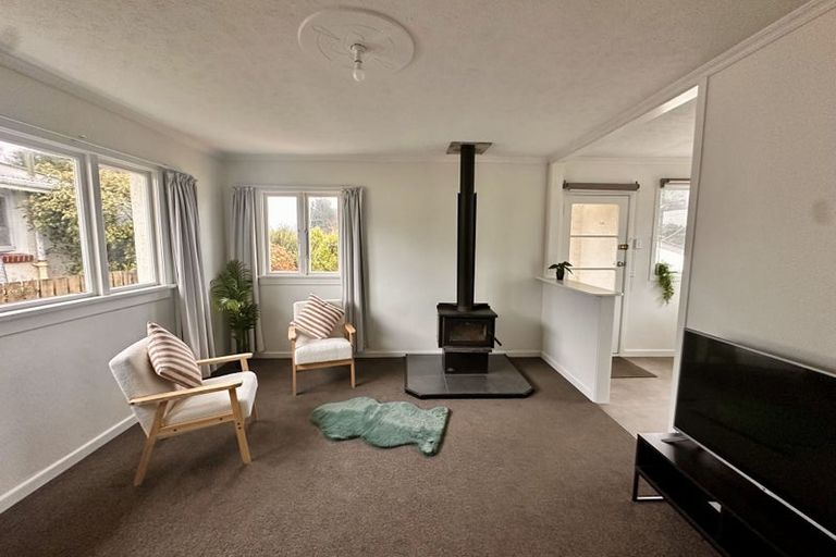 Photo of property in 75 Weka Street, Waikiwi, Invercargill, 9810