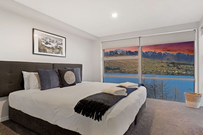 Photo of property in 1/11 Gum Lane, Queenstown, 9300