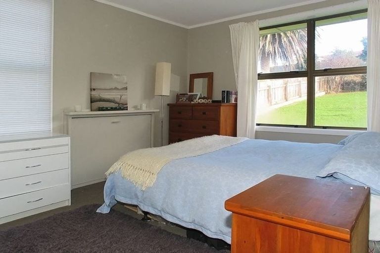 Photo of property in 104 Te Pene Avenue, Titahi Bay, Porirua, 5022