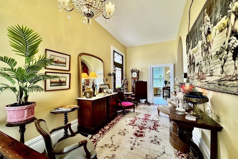 Photo of property in 51 Winters Road, Redwood, Christchurch, 8051