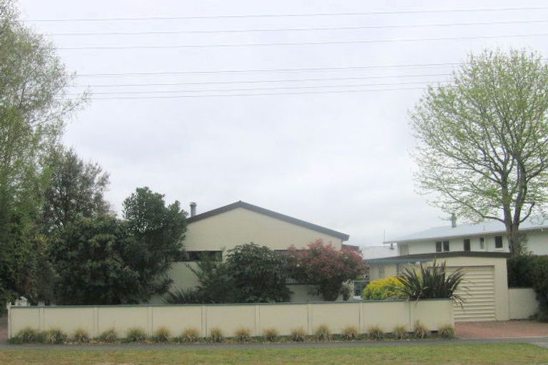 Photo of property in 9 Frederick Street, Two Mile Bay, Taupo, 3330