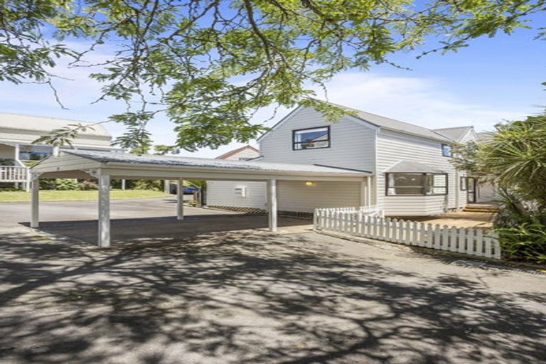 Photo of property in 7/60 Birkdale Road, Birkdale, Auckland, 0626
