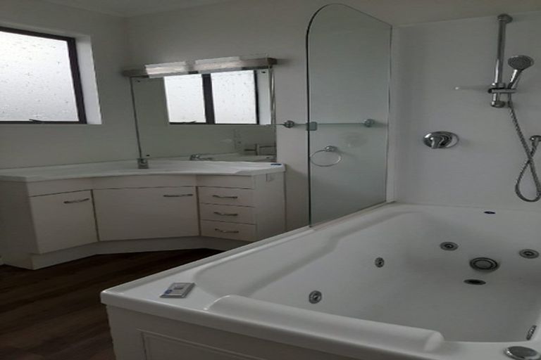 Photo of property in 266 Manly Street, Paraparaumu Beach, Paraparaumu, 5032