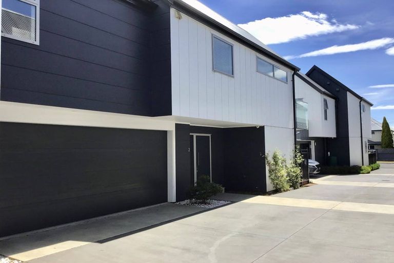 Photo of property in 2/108 Edgeware Road, St Albans, Christchurch, 8014