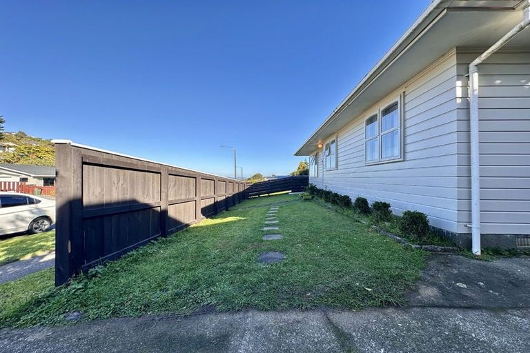 Photo of property in 205 Major Drive, Kelson, Lower Hutt, 5010
