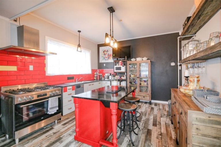 Photo of property in 32 Millward Street, Whanganui East, Whanganui, 4500