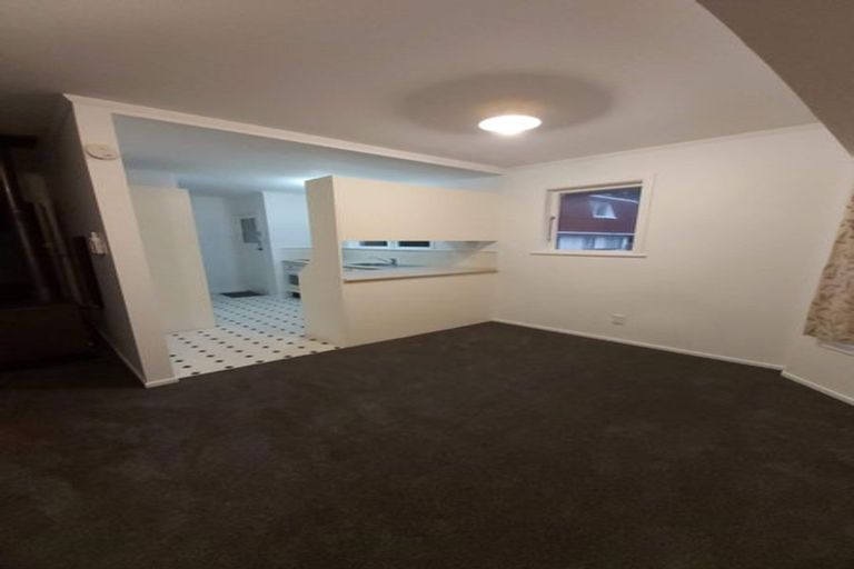Photo of property in 4b Wainui Road, Waiwhetu, Lower Hutt, 5010