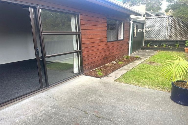 Photo of property in Cedar Court, 3/1 Ash Grove Circle, Haruru, 0204