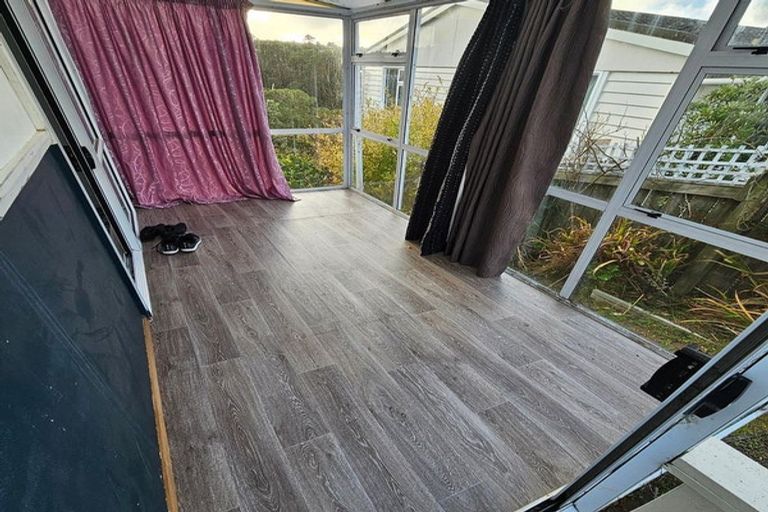 Photo of property in 75 Waihemo Street, Waitangirua, Porirua, 5024