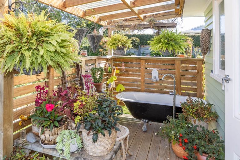 Photo of property in 69 Raeburne Street, Te Awamutu, 3800