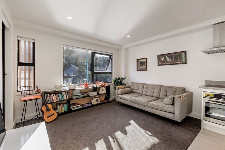 Photo of property in 6 Adams Avenue, Mount Maunganui, 3116