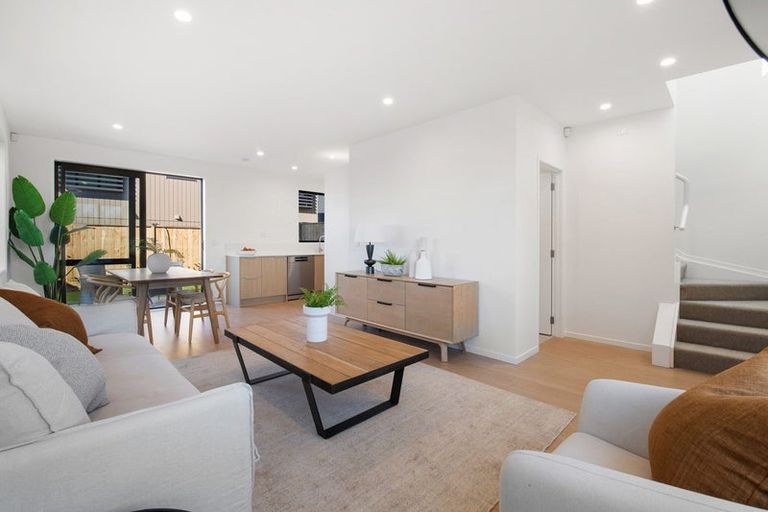 Photo of property in 11 Huru Road, Flat Bush, Auckland, 2019