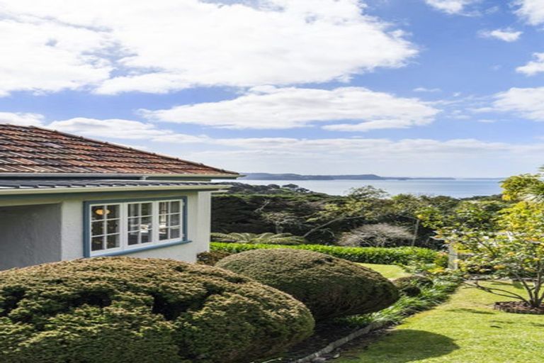 Photo of property in 2c Vipond Road, Stanmore Bay, Whangaparaoa, 0932