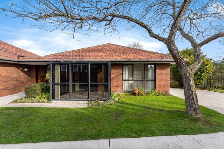 Photo of property in 1/414 Greers Road, Bishopdale, Christchurch, 8053