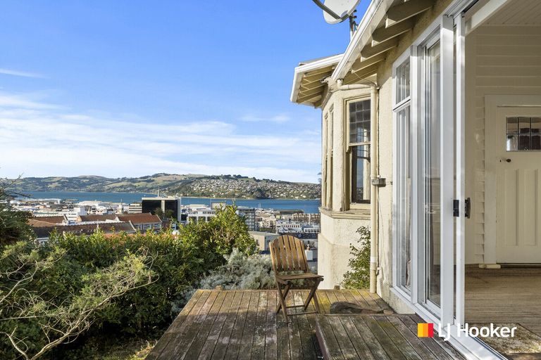 Photo of property in 34 Elm Row, Dunedin Central, Dunedin, 9016