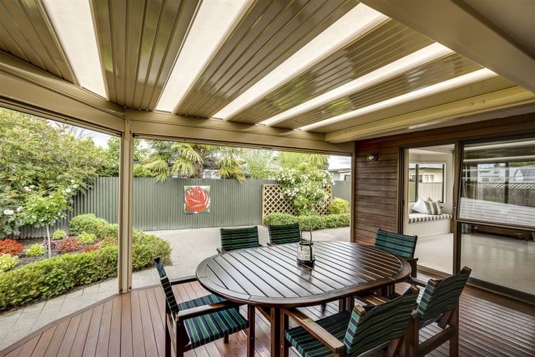 Photo of property in 23a Hammond Road, Taradale, Napier, 4112