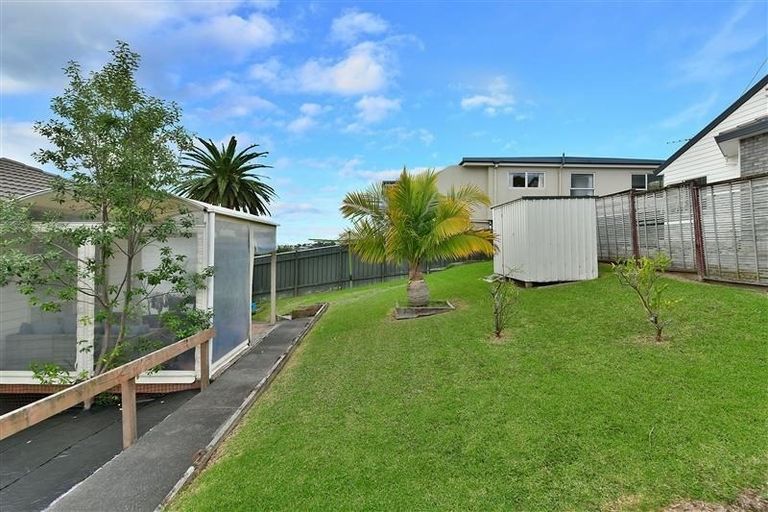 Photo of property in 5 Moera Place, Stanmore Bay, Whangaparaoa, 0932