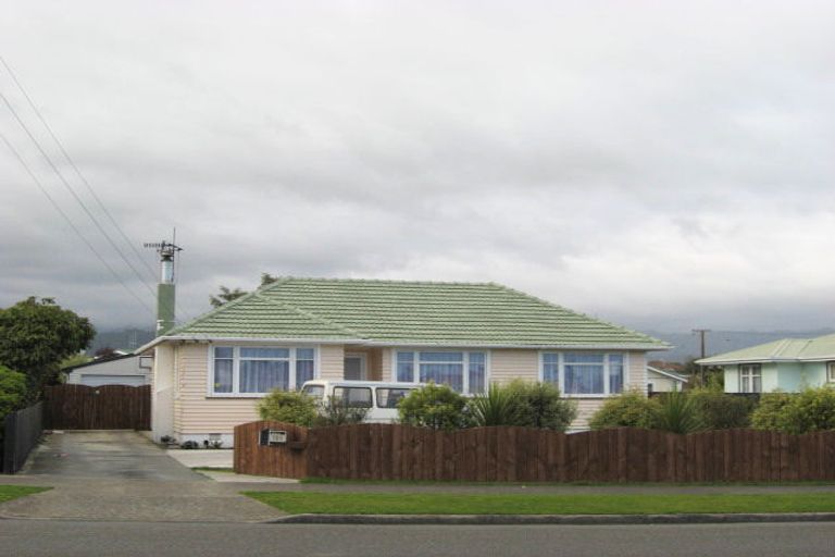 Photo of property in 184 Cambridge Street, Levin, 5510