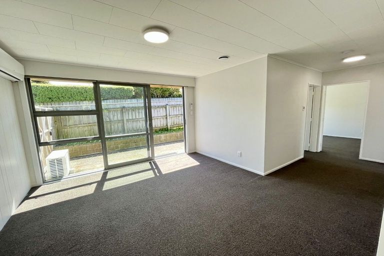 Photo of property in 3/22 Park Avenue, Titahi Bay, Porirua, 5022