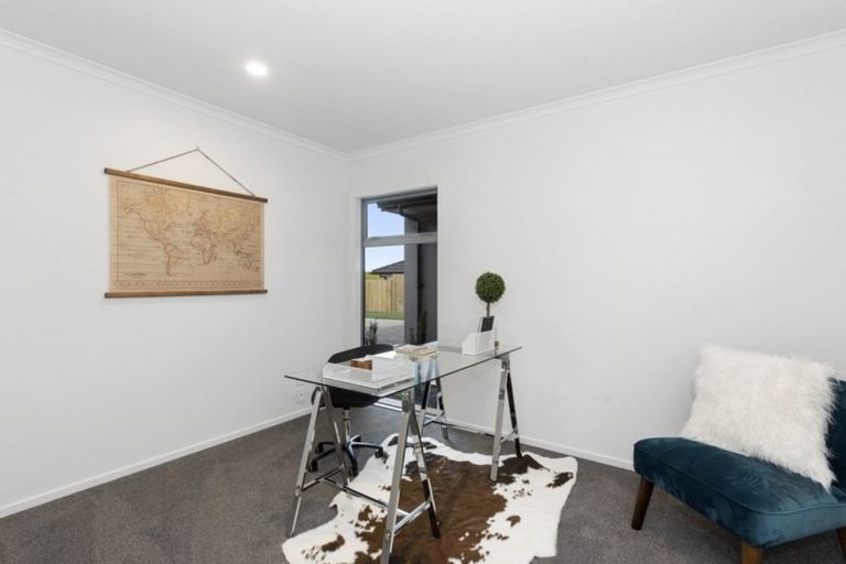 Photo of property in 3 Bosun Place, Te Atatu Peninsula, Auckland, 0610