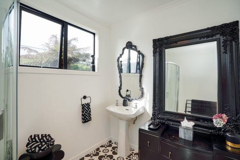 Photo of property in 211 Bowmont Street, Georgetown, Invercargill, 9812