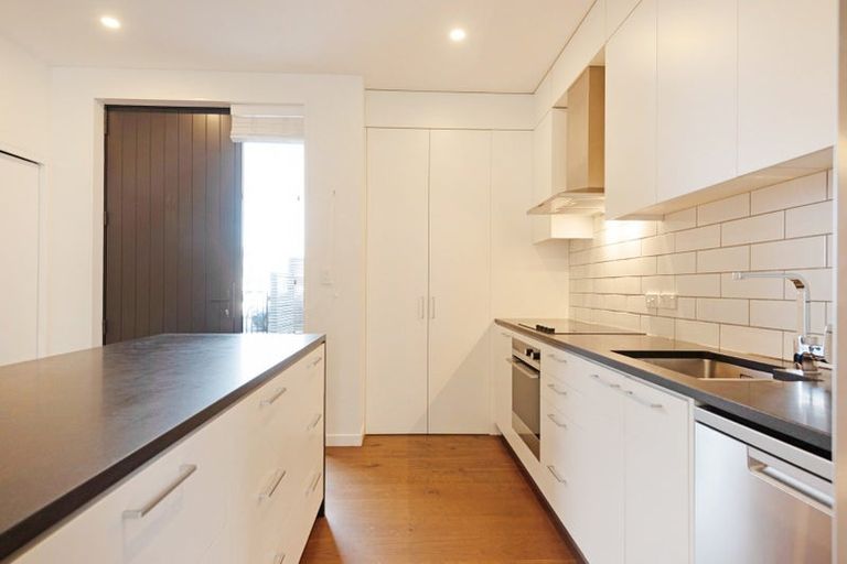 Photo of property in 20u5 Trent Street, Island Bay, Wellington, 6023