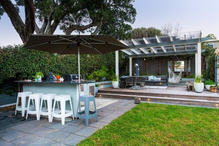 Photo of property in 33 Ewen Street, Hauraki, Auckland, 0622