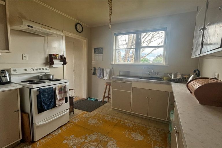 Photo of property in 65 Tawa Street, Gonville, Whanganui, 4501