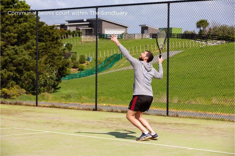 Photo of property in 84 Robert Hastie Drive, Mangawhai, 0573