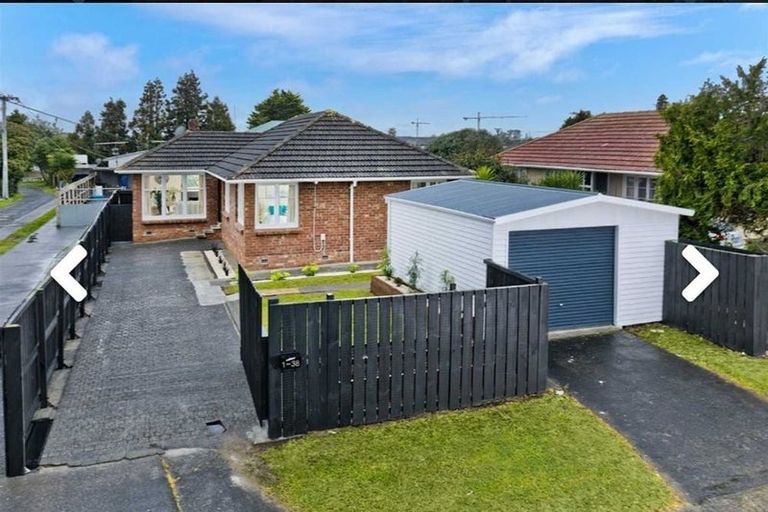 Photo of property in 1/38 Edwards Avenue, Henderson, Auckland, 0610