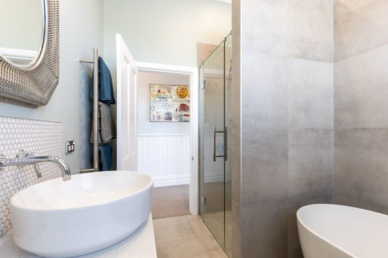 Photo of property in 149a Tukapa Street, Westown, New Plymouth, 4310