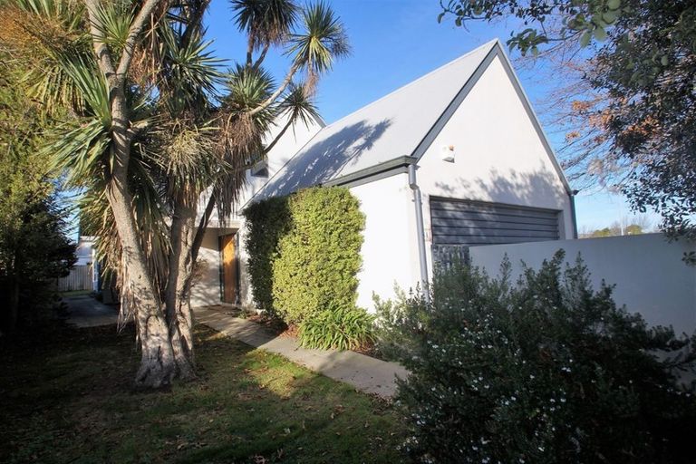 Photo of property in 8a Mona Vale Avenue, Riccarton, Christchurch, 8011