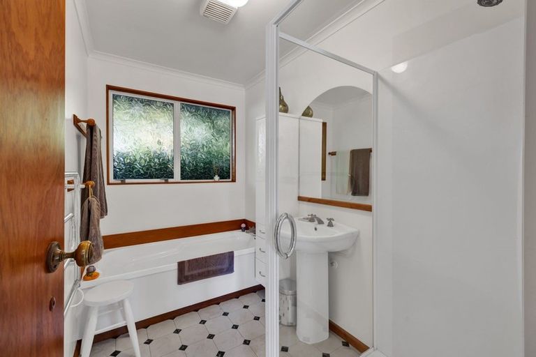 Photo of property in 22 Rossiter Crescent, Lynmouth, New Plymouth, 4310
