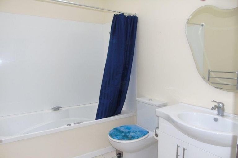 Photo of property in 68 Wallace Street, Mount Cook, Wellington, 6021