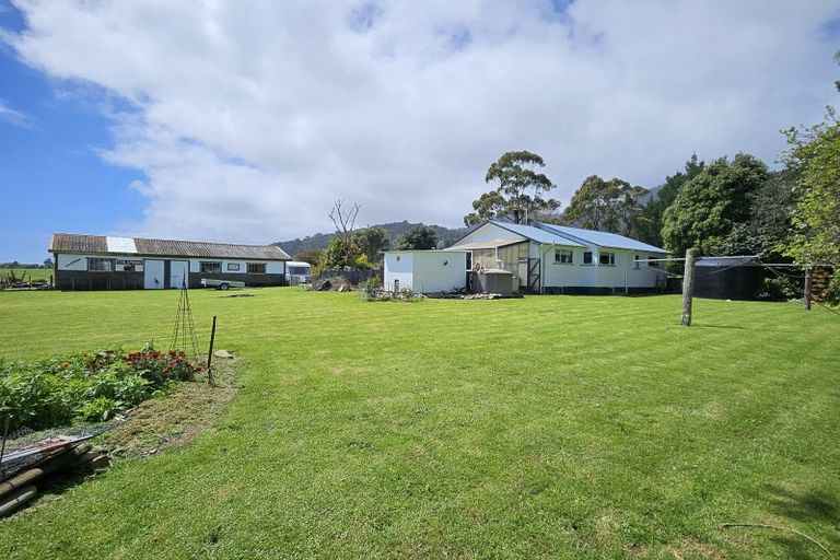 Photo of property in 3103 Coast Road, Barrytown, Runanga, 7873