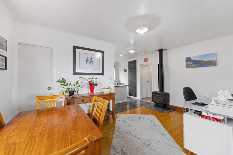 Photo of property in 2/35 Kotare Street, Hilltop, Taupo, 3330