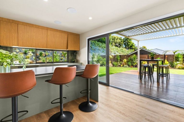 Photo of property in 26 Rochfort Road, Havelock North, 4130