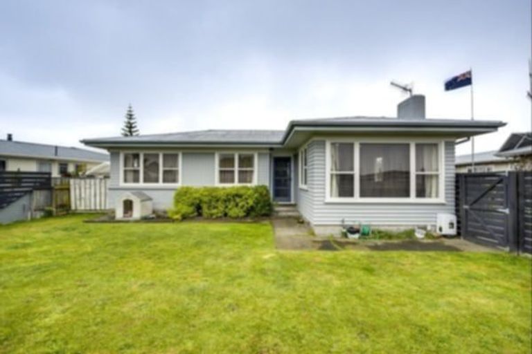 Photo of property in 60 Alexander Avenue, Onekawa, Napier, 4110