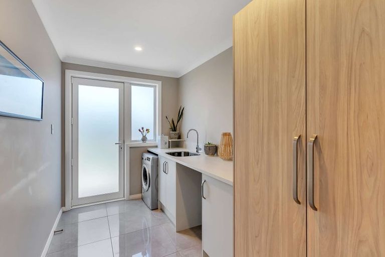 Photo of property in 17 Ballinger Place, Kaiapoi, 7630