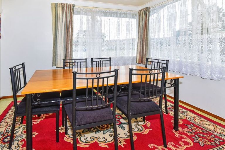 Photo of property in 519 Massey Road, Mangere, Auckland, 2022