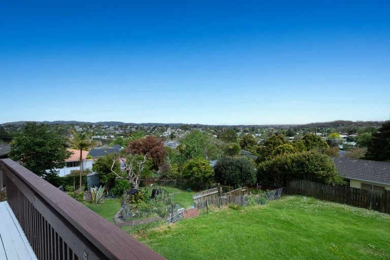 Photo of property in 20 Terra Nova Street, Glen Eden, Auckland, 0602