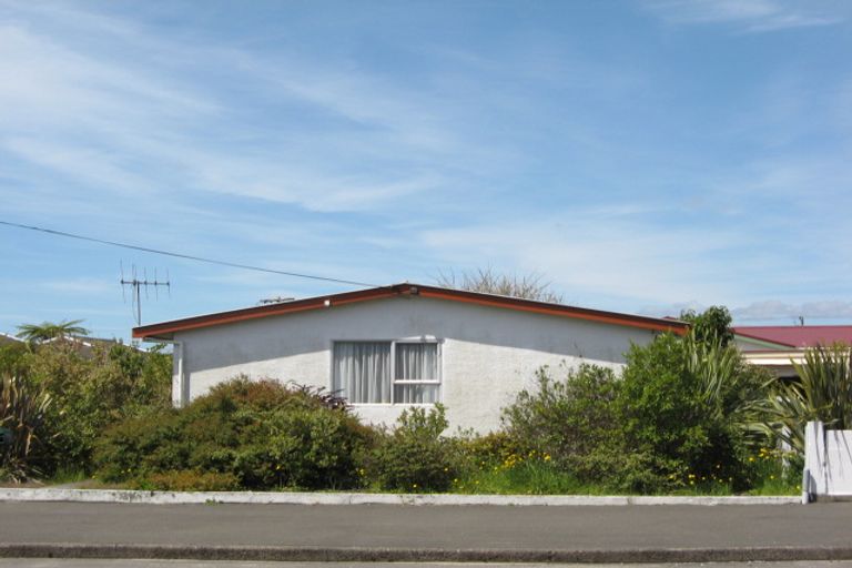 Photo of property in 21 Palmerston Street, Westport, 7825