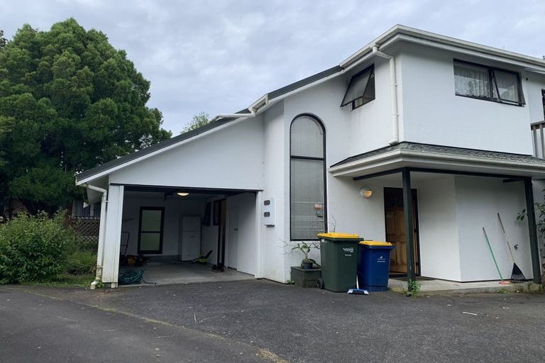 Photo of property in 3 Fayette Place, Te Atatu South, Auckland, 0610