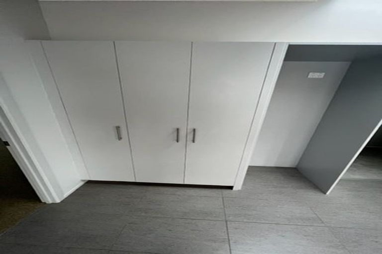 Photo of property in 107 Ryder Crescent, Levin, 5510