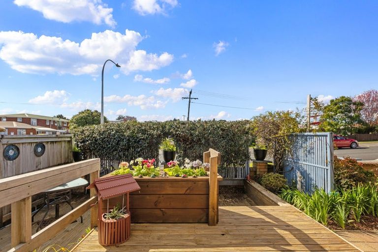 Photo of property in 8a Waimapu Street, Greerton, Tauranga, 3112