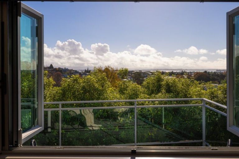 Photo of property in 31a Brookfield Terrace, Brookfield, Tauranga, 3110