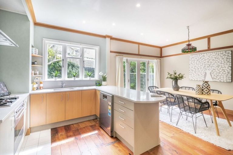 Photo of property in 67 Oban Street, Wadestown, Wellington, 6012