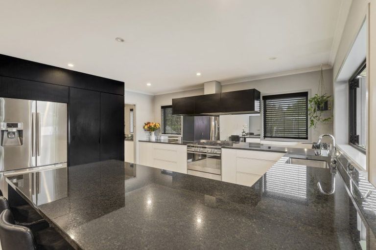 Photo of property in 1230 Egmont Road, Egmont Village, New Plymouth, 4372