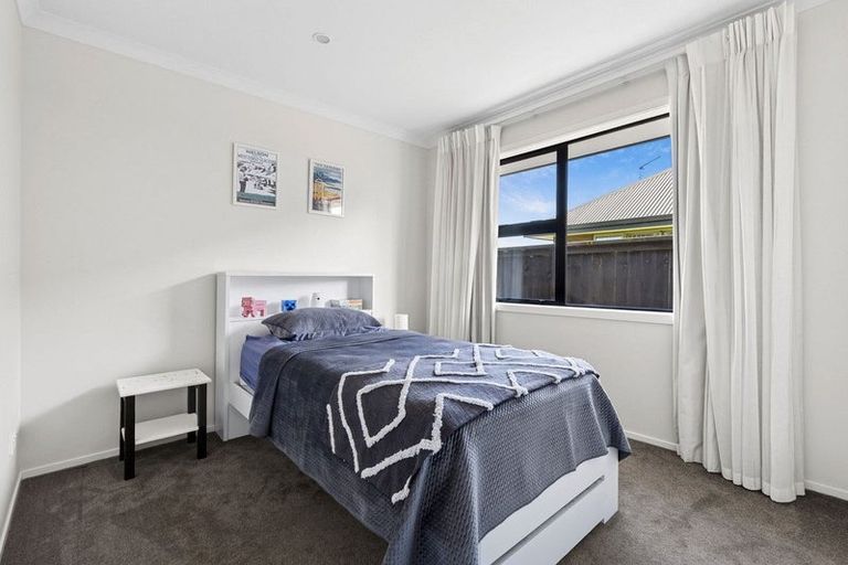 Photo of property in 54 Norfolk Drive, Cambridge, 3434